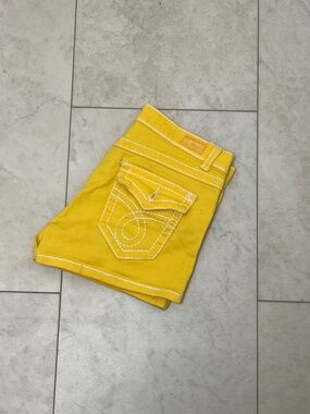 VTG Women's U-51 Authentic Denim Yellow Shorts 5/6